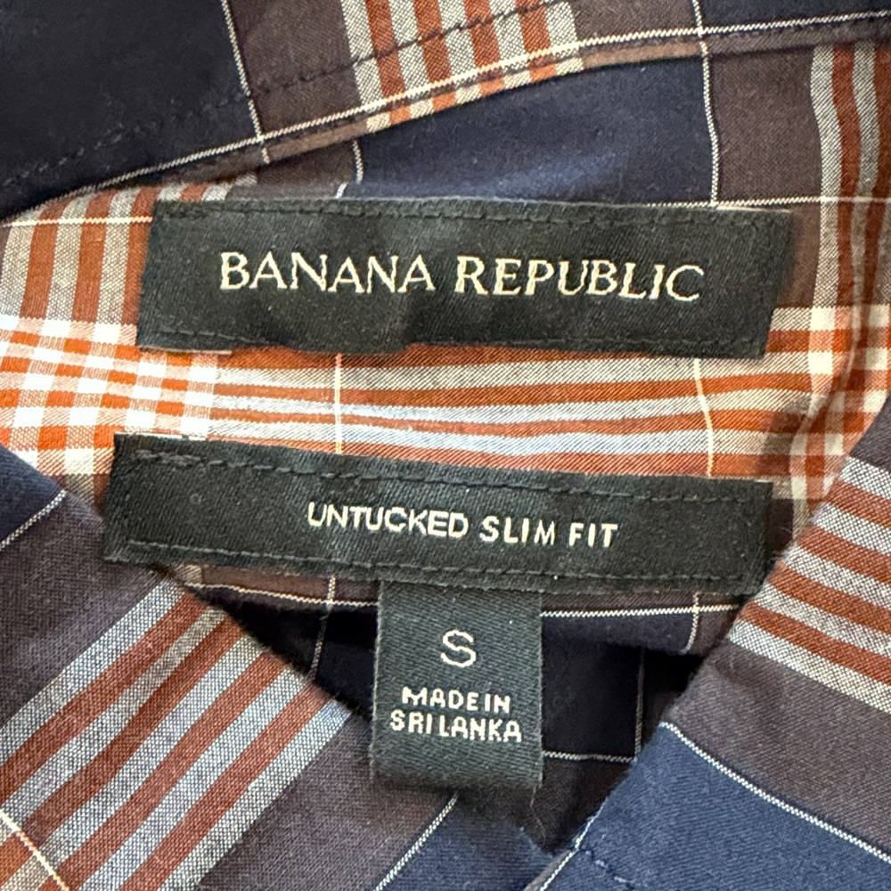 Banana Republic Button Down - Picture 3 of 3